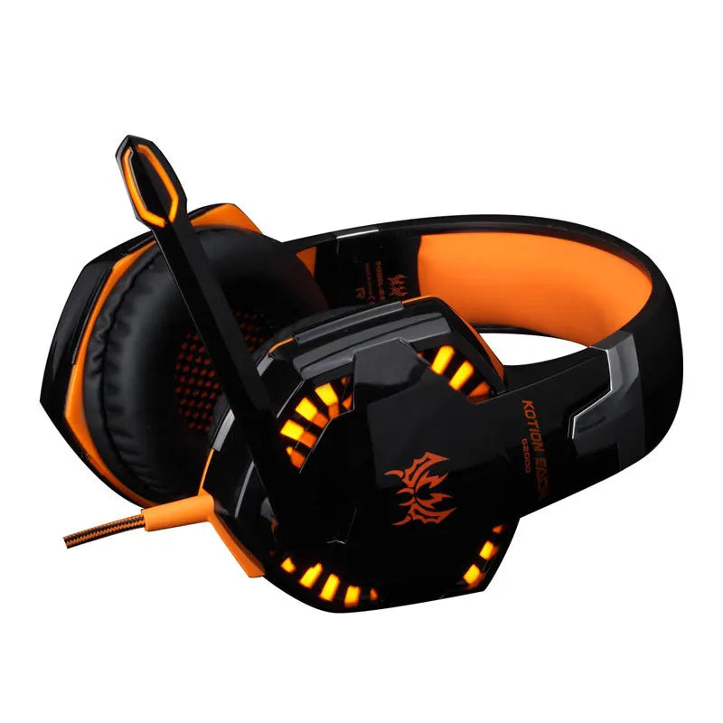 LED RGB Gaming Headset with Noise Reduction. Compatible with PS4. PC. Xbox One